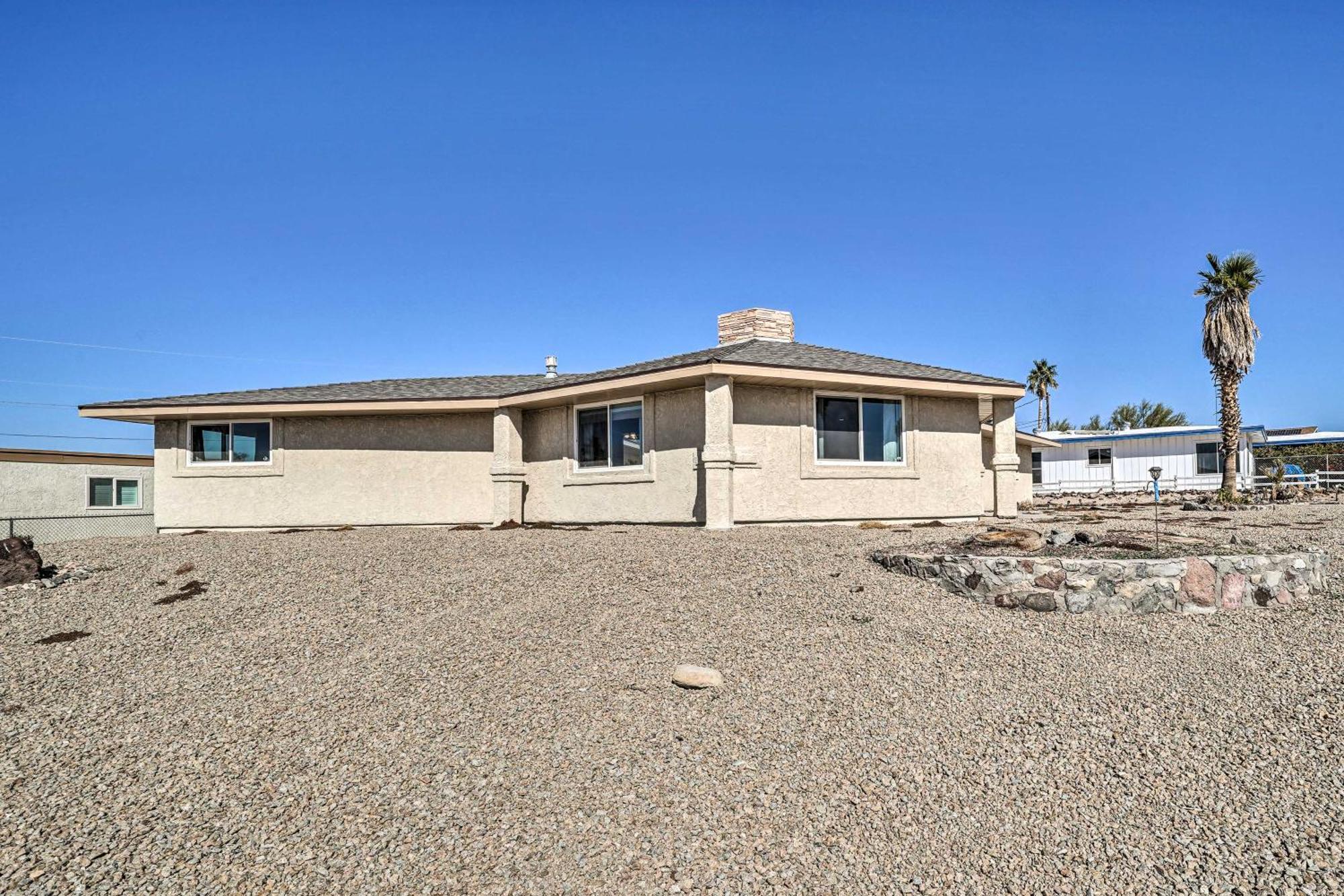 Lake Havasu Family Retreat With Patio And Game Room Lake Havasu City Kültér fotó